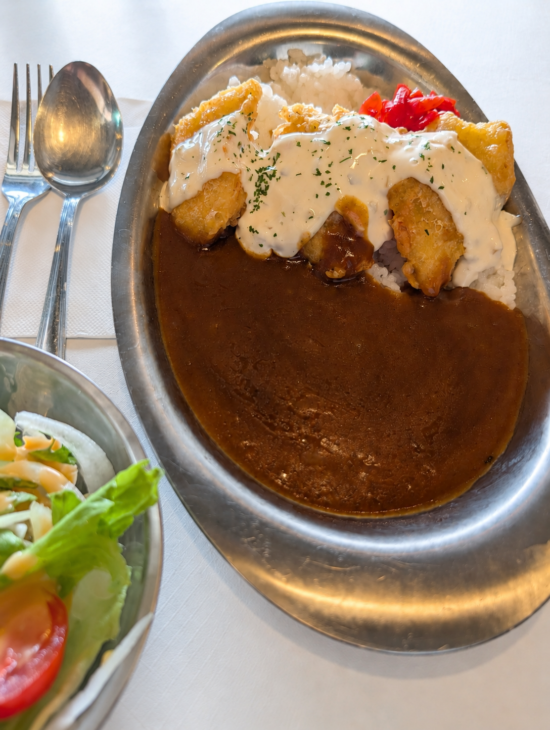 鶏南蛮カレーとサラダ