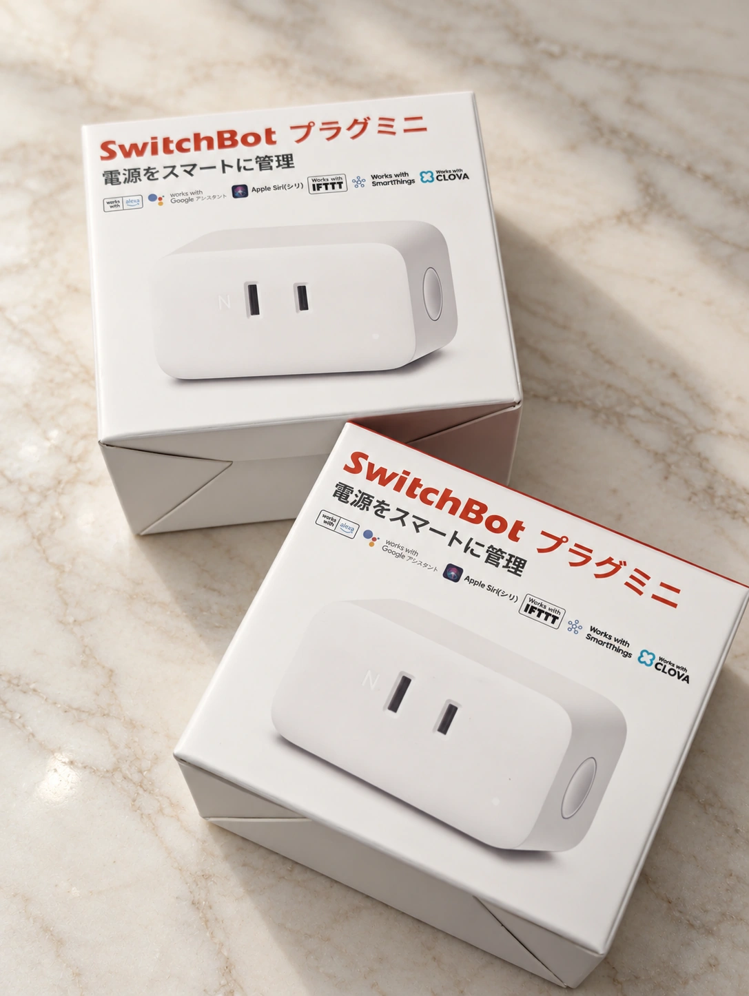 SwitchBotプラグミニの箱2つ